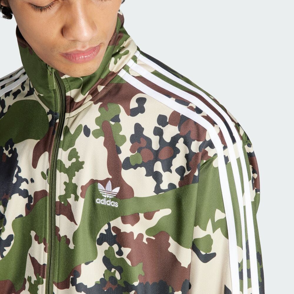 アディダスオリジナルス adidas Originals 大きいサイズ３XLまで カモ フットボール トラックトップ ジャケット ストリート メンズ MENS KOP08 IS0462 CAMO FOOTBALL TRACK TOP GREEN