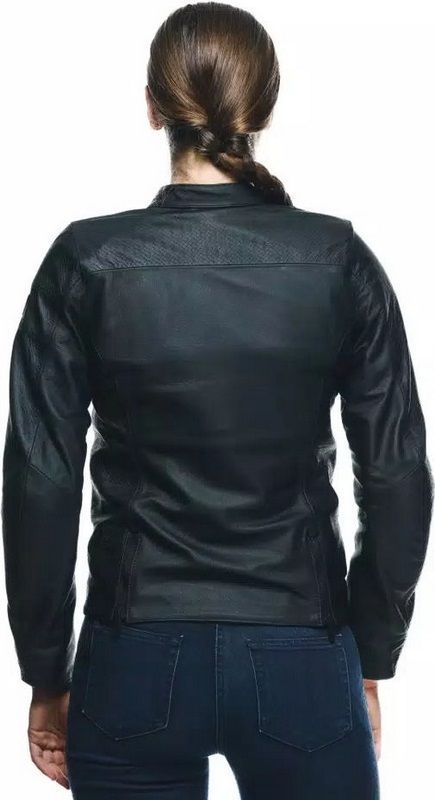 ダイネーゼ レディースレザージャケット サイズ40