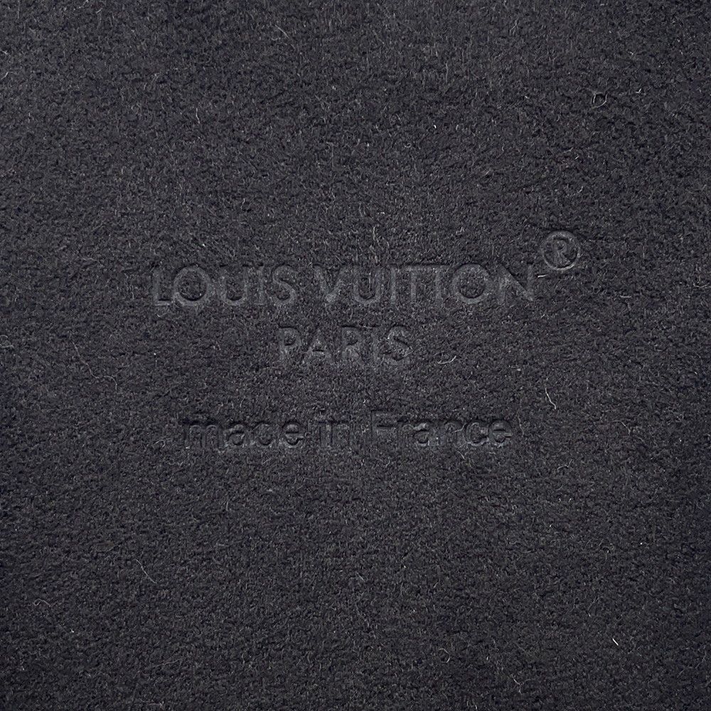 ルイヴィトン IPHONEバンパー 15 PRO M82887 モノグラム アイフォン