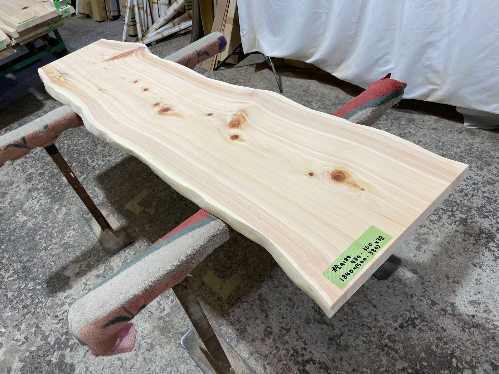 イバタインテリア リビングテーブル センターテーブル 無垢材 飛騨家具 イバタインテリア リビングテーブル センターテーブル 無垢材