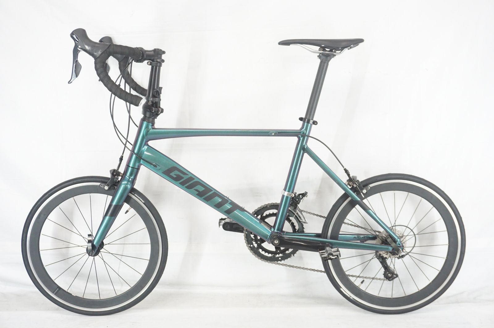 GIANT ジャイアント IDIOM 1 2021年モデル 20インチ ミニベロ バイチャリ阪急塚口店