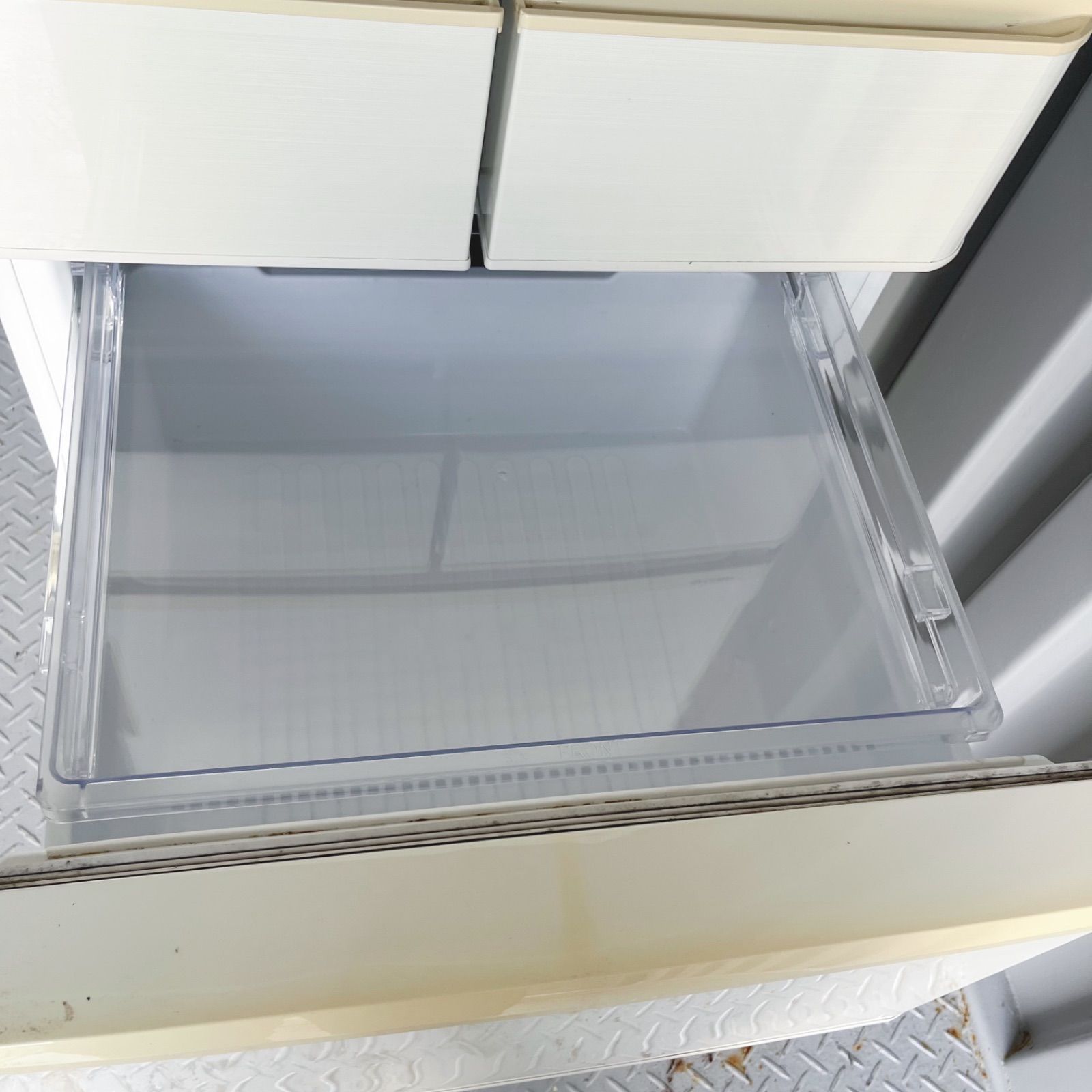 174取付無料！完動品！SHARP自動製氷付き どっちもドア大容量384L冷蔵庫 174取付無料！完動品！SHARP自動製氷付き どっちもドア大容量384L