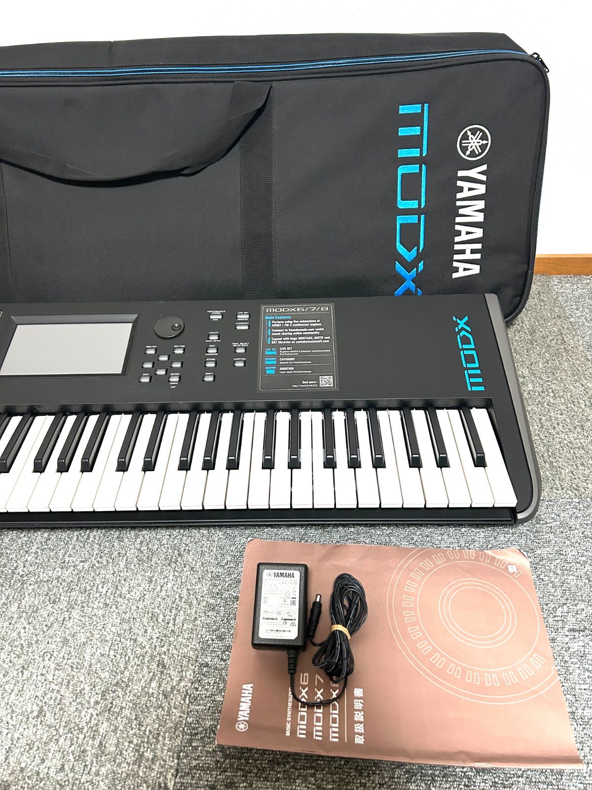 Yamaha MODX 7+ シンセサイザー純正バック付き Yamaha MODX 7+ シンセサイザー純正バック付き Yamaha MODX 7+