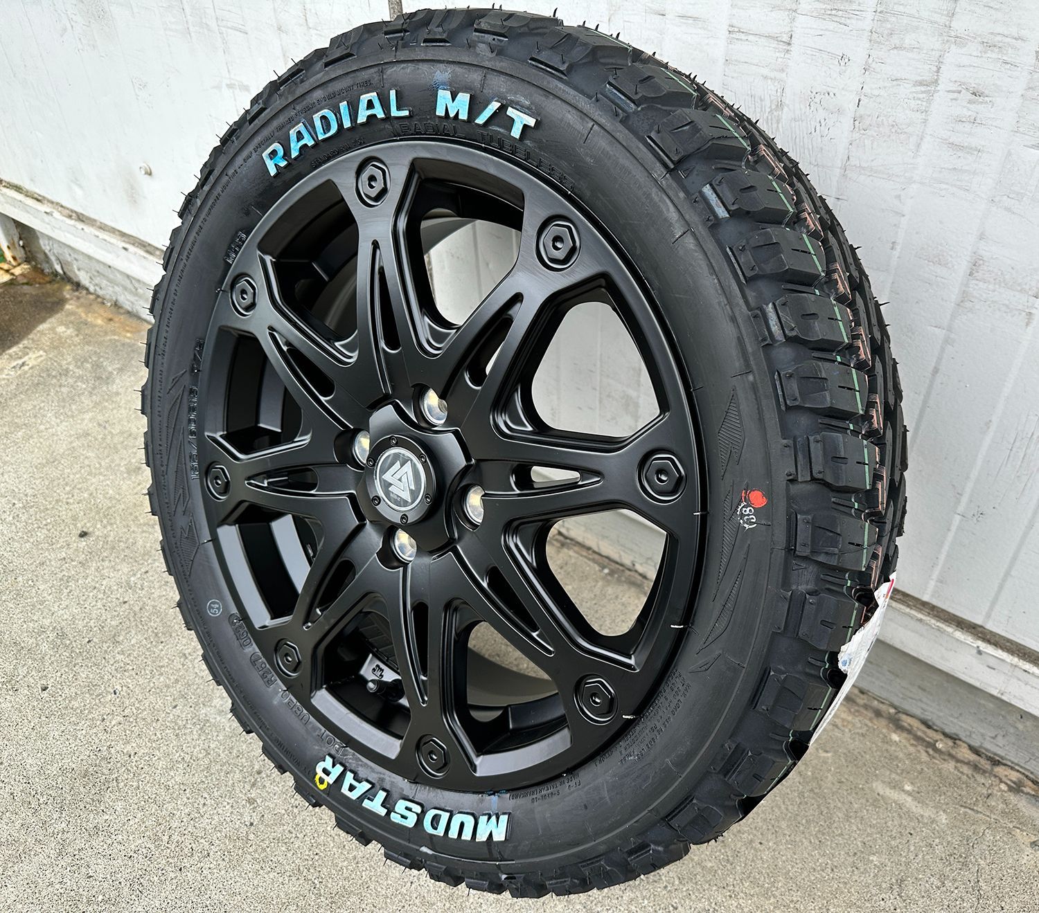 ハイゼット　ノーマルホイール　スタッドレスおまけ　てっちん　軽トラ 10月下旬入荷 軽トラック ハイゼット ジャンボ ノーマル車高 タイヤ