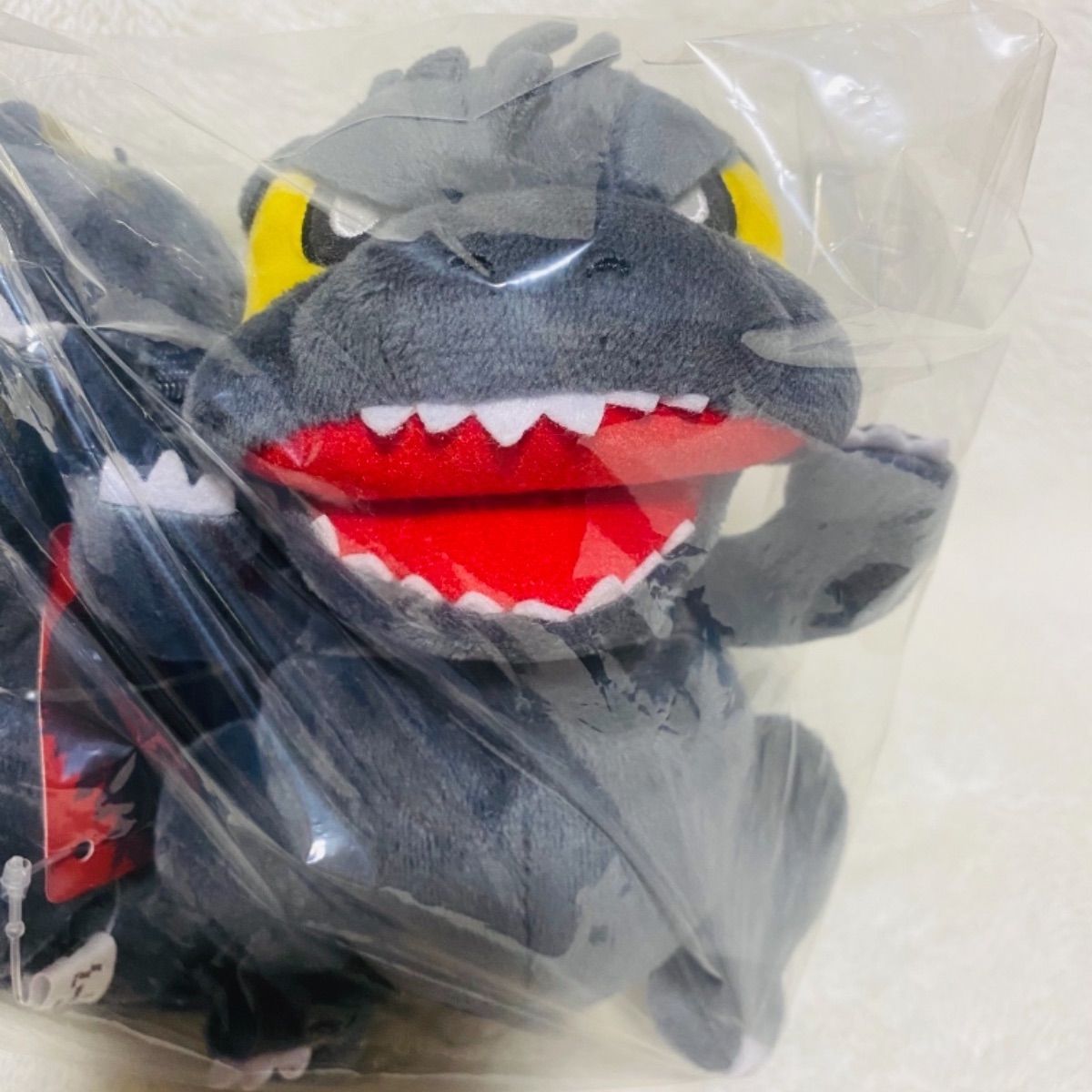 新品タグ付き】ゴジラ GODZILLA ポーチ ぬいぐるみ 2体セット ゴジラ