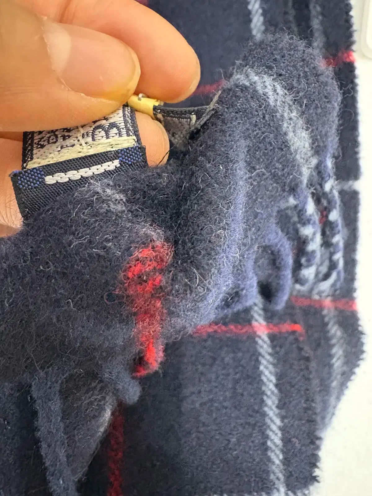 チェックマフラー