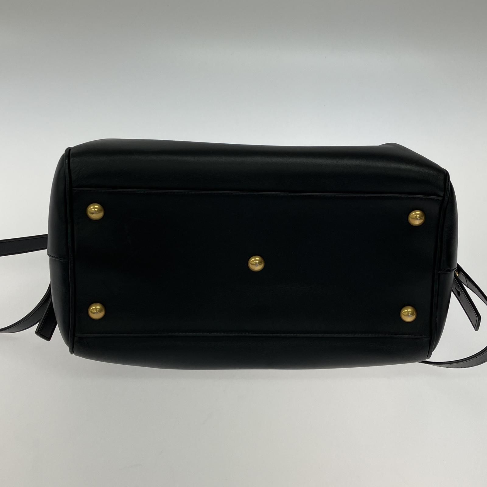 SAINT LAURENT ショルダーバッグ ブラック SAINT LAURENT/ショルダーバッグ/ブラック - メルカリ