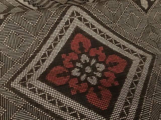 平和屋着物●本場大島紬　龍郷絣　正絹　逸品　未使用　AAAW4214np 平和屋着物○本場大島紬 龍郷絣 正絹 逸品 未使用 AAAW4214np - メルカリ