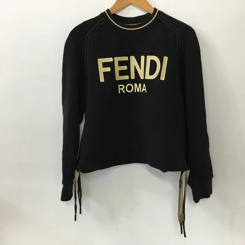 FENDI ロゴクロップド スウェットブラック サイズXS レディース【168