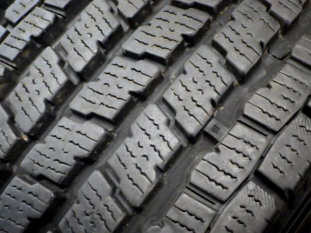 シンプルさが際立つ SP721 ● 製造 約8部山●YOKOHAMA iceGUARD IG91●195 80R15 107 105L LT●4本 最短翌営業日発送。