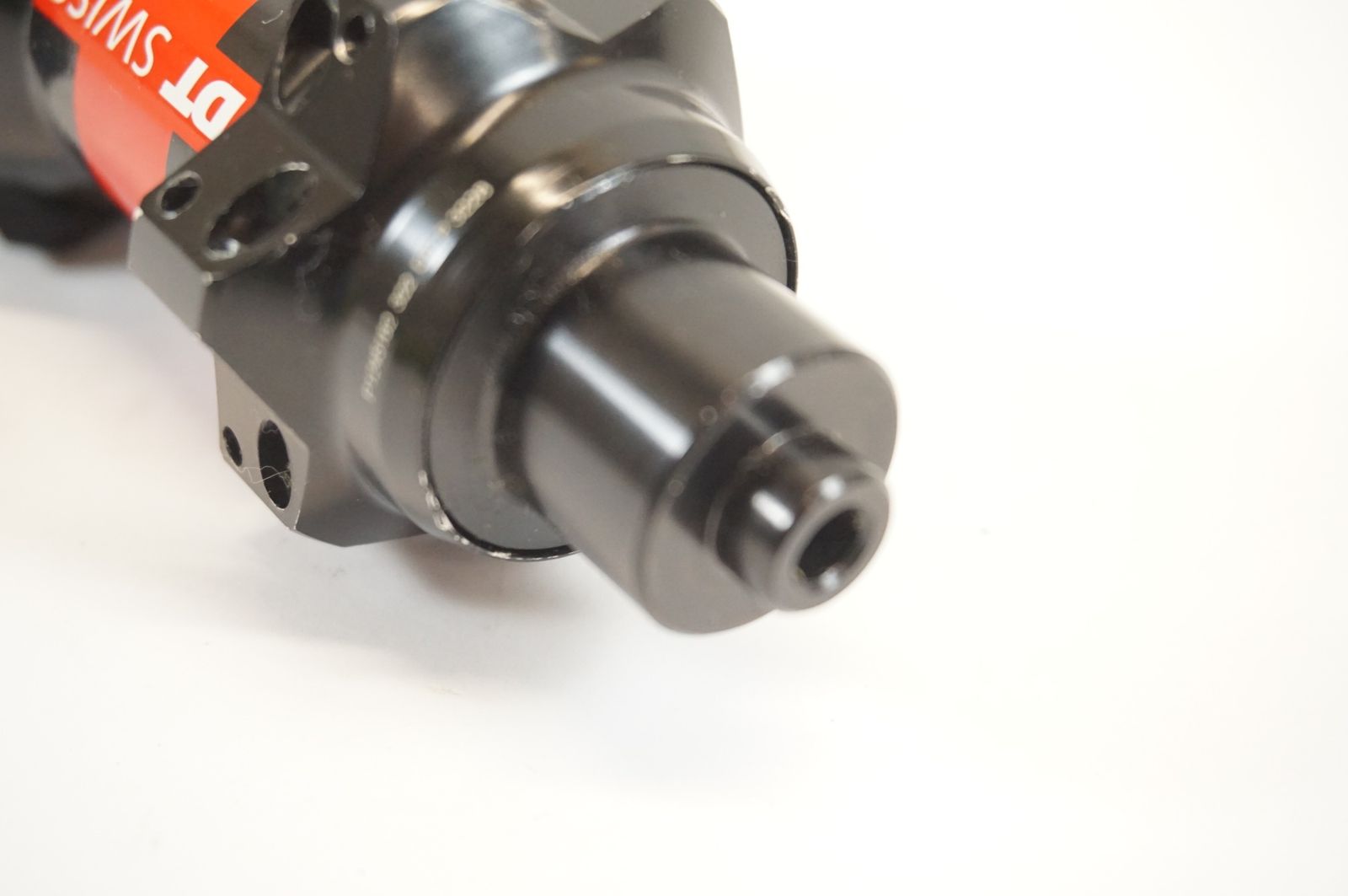 SWISS ディーティースイス