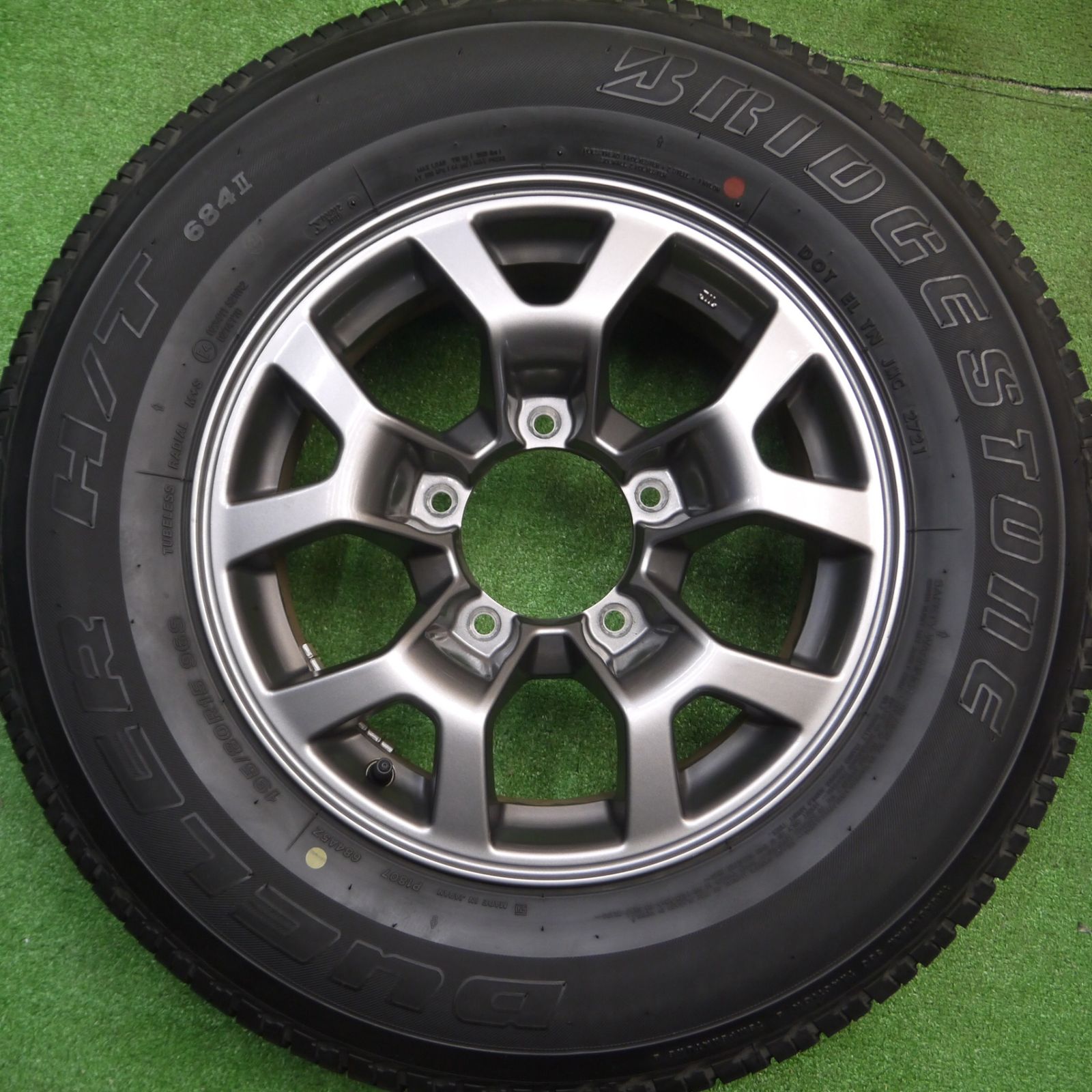 バリ溝!! スタッドレス☆ジムニーシエラ JB74 15インチホイール 