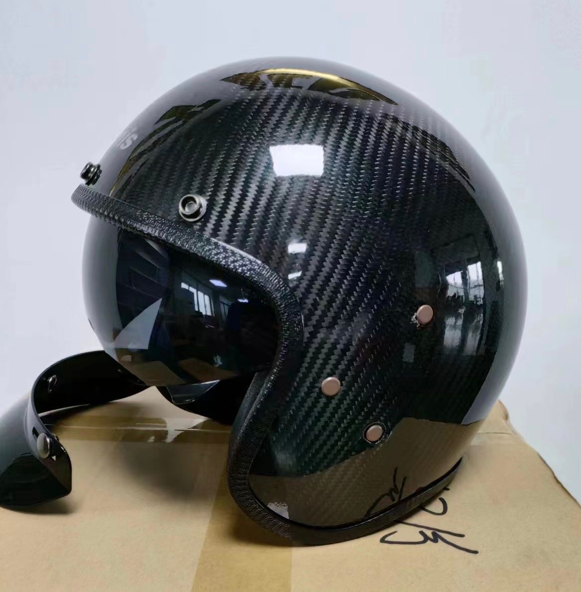 高品質カーボンファイバー製バイクヘルメット　ジェットヘルメットハーレー トレロ