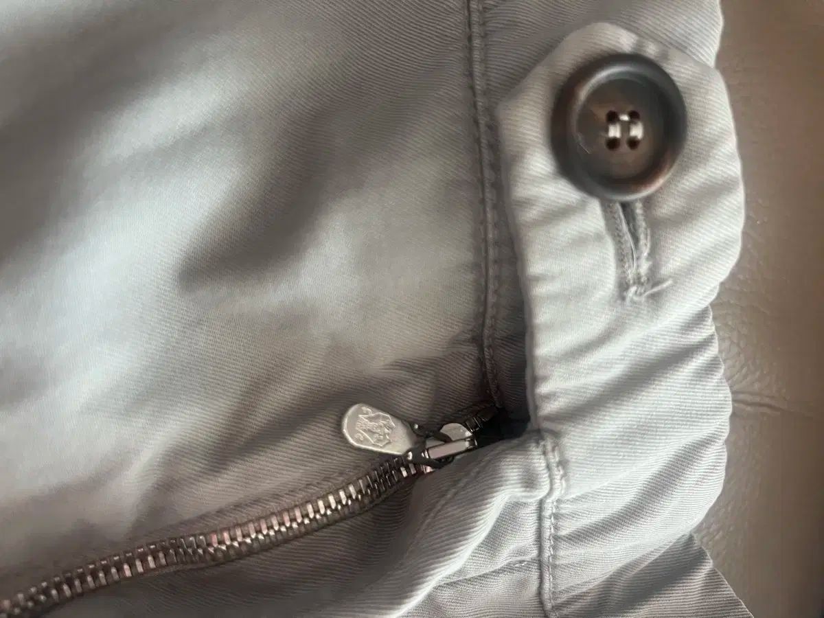 ブルネロクチネリ メンズ スリムフィット ズボン 50