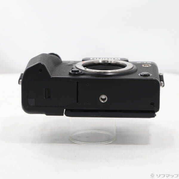 中古品〕 FUJIFILM X-T5 XF18-55mmレンズキット ブラック【295