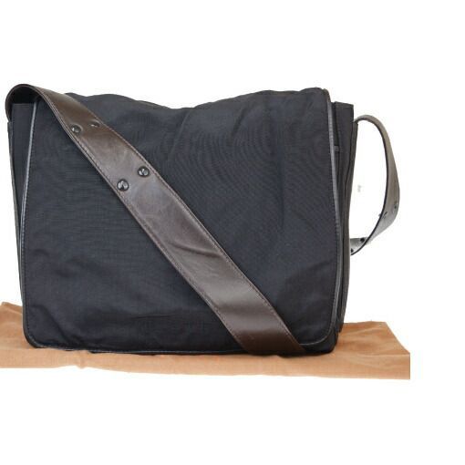【中古】 ロエベ(Loewe) ナイロン，レザー ショルダーバッグ ブラウン 06GB470