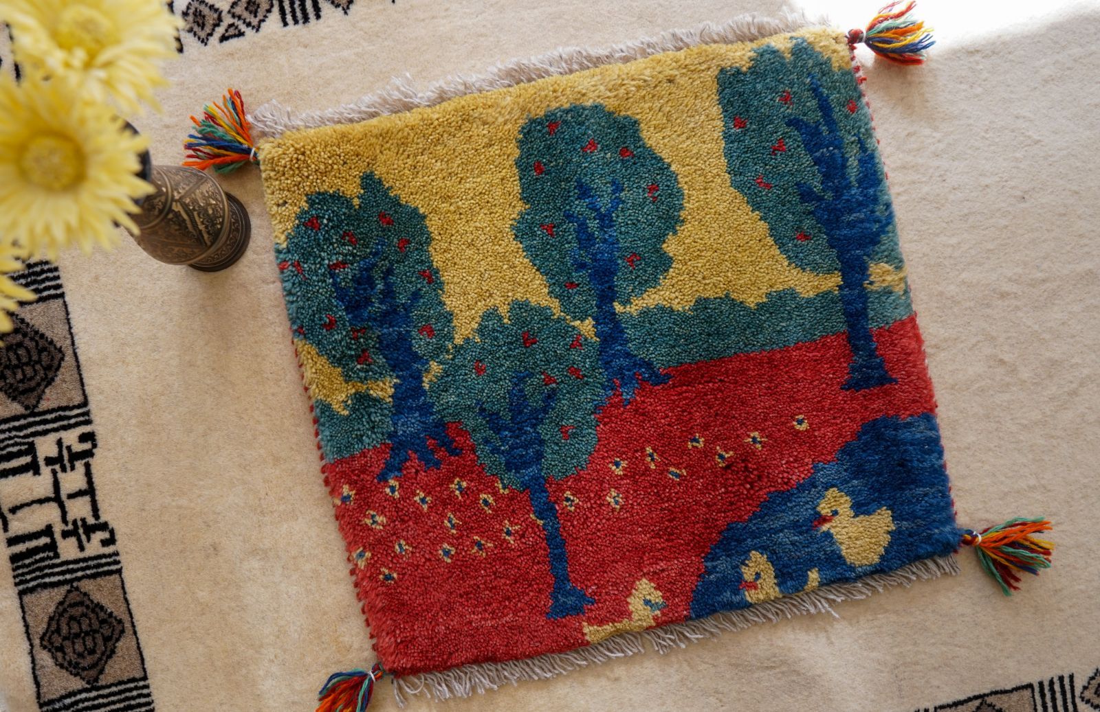 40×40cm 【ペルシャ絨毯 手織りギャッベ】アマレ族ギャッベ ギャベ