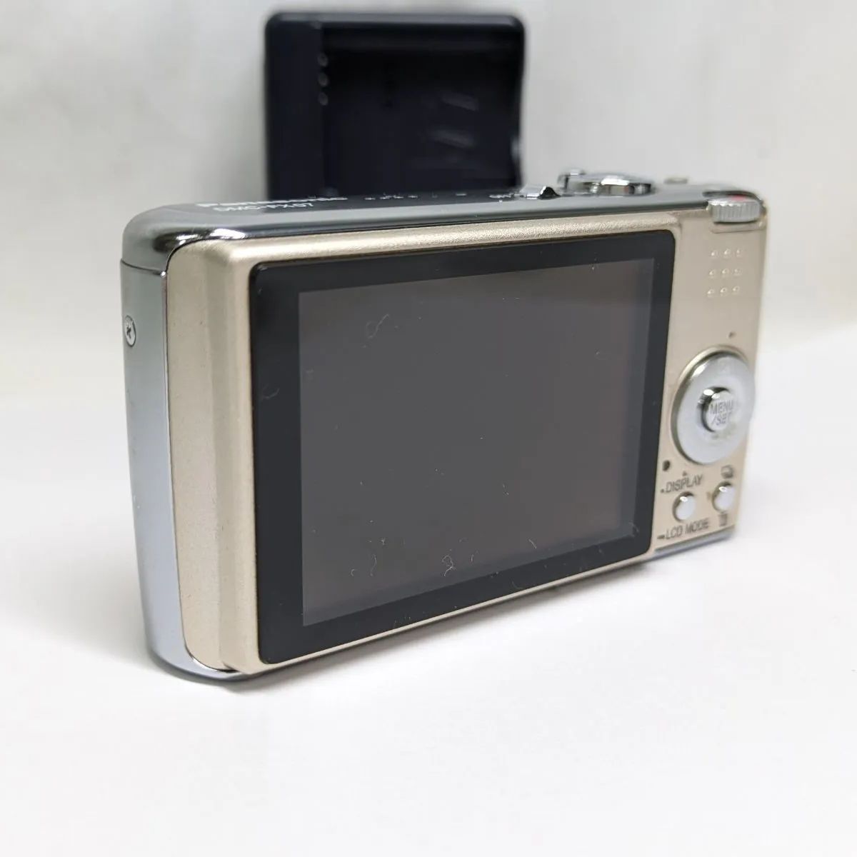 動作OK! パナソニック/Panasonic デジタルカメラ LUMIX DMC-FX07