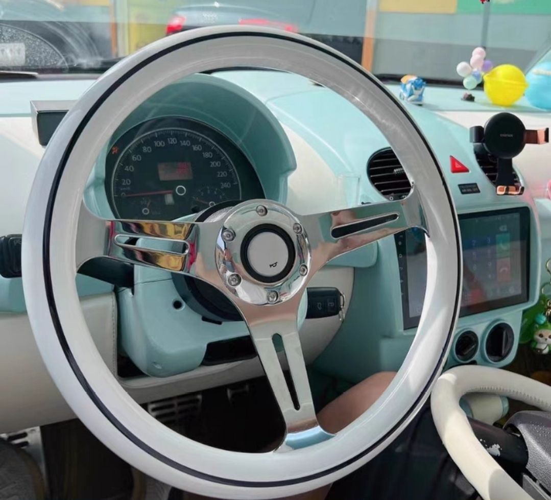 クラシックホワイトカーレーシングステアリングホイール クロム