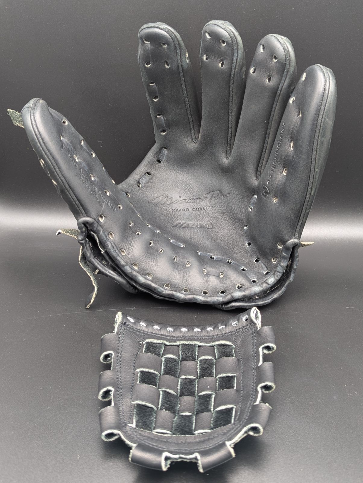 MIZUNO - ミズノプロ 硬式Mマーク 4Dテクノロジー  新品 ミズノ ミズノプロ 4Dテクノロジー ライトエディション 内野