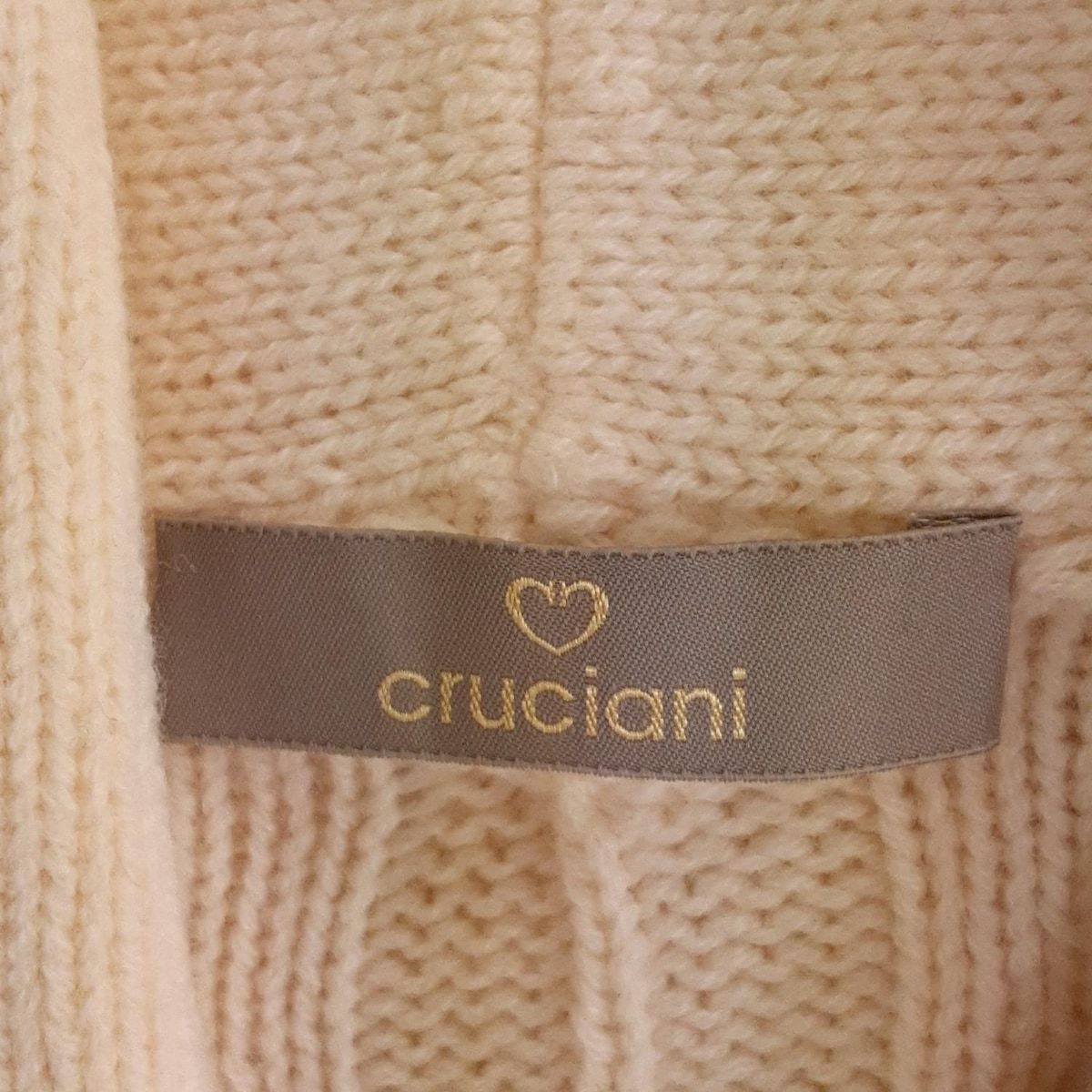 Cruciani(クルチアーニ) カーディガン サイズ38 M レディース美