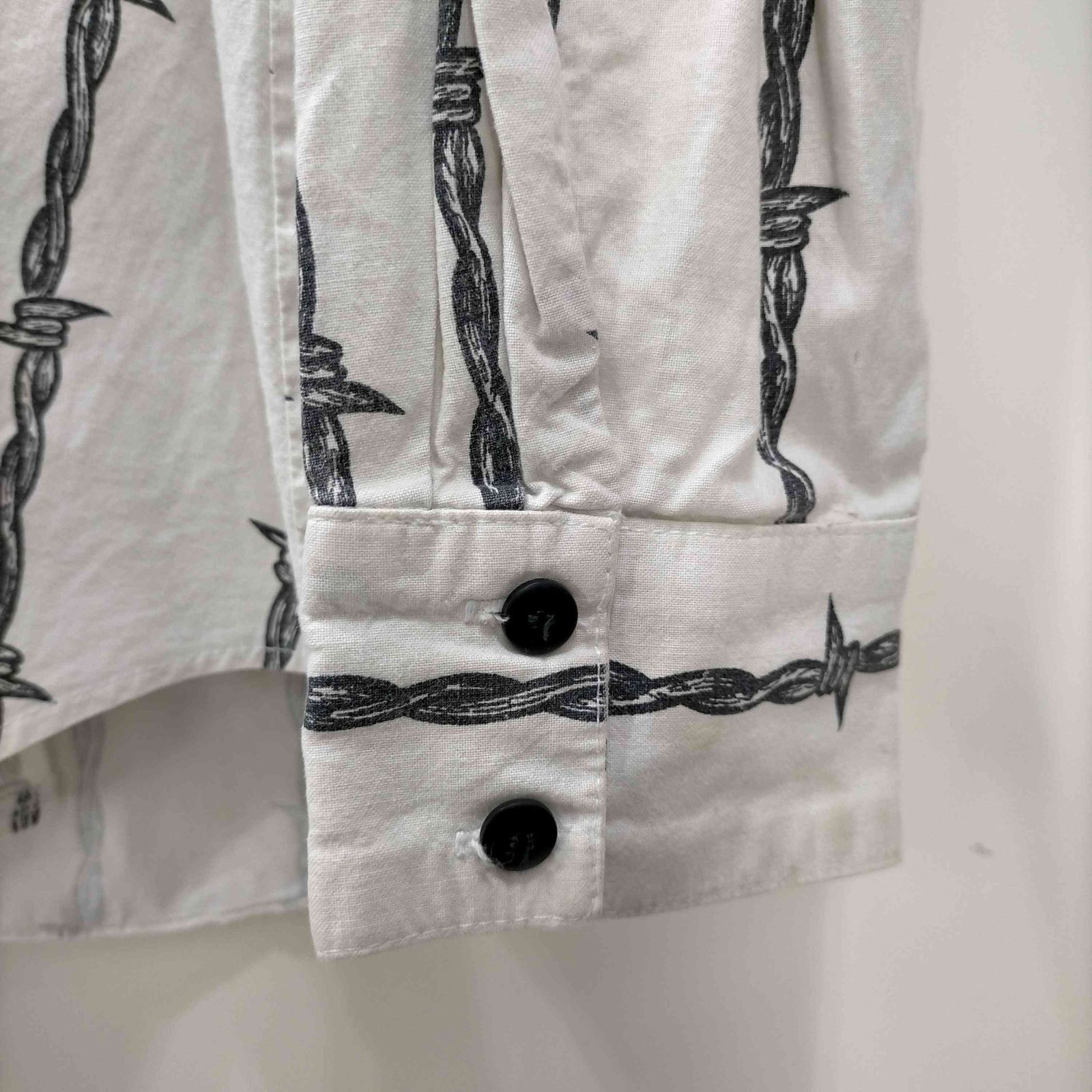 ユーズドフルギ USED古着 有刺鉄線 長袖シャツ メンズ 表記無 - メルカリ