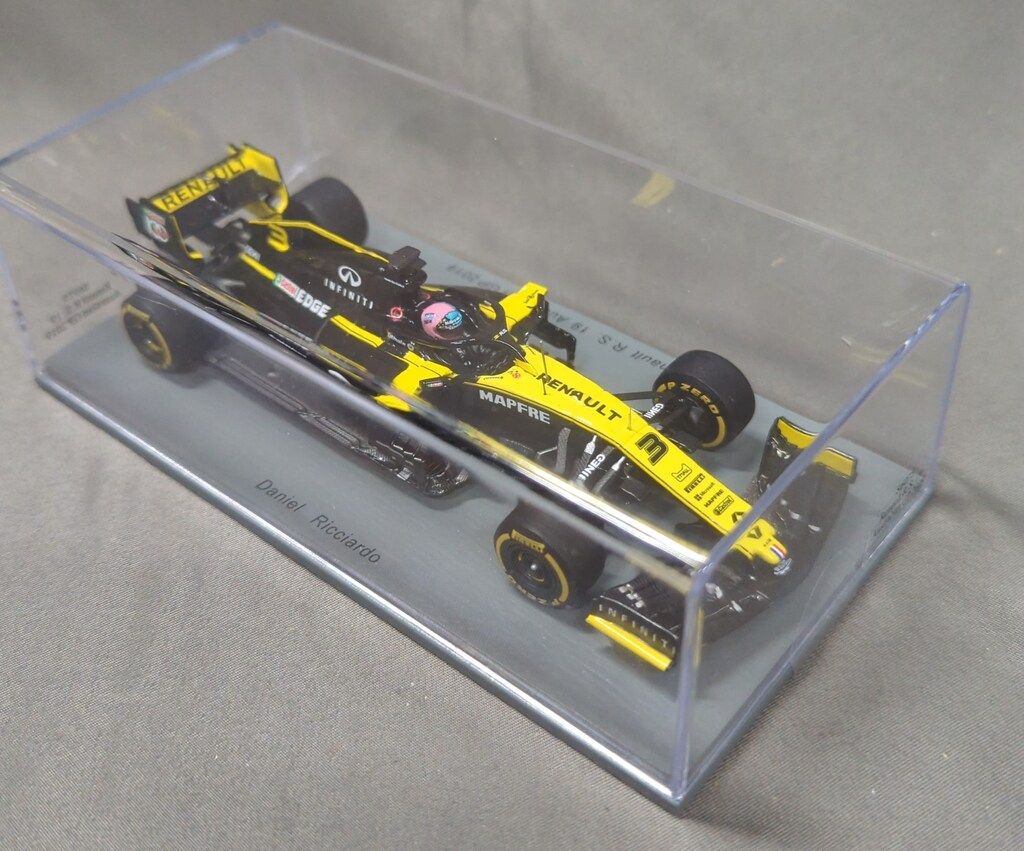 MINIMAX 1/43Spark model Renault F1 Team No.3 TBC 2019 Renault R.S.