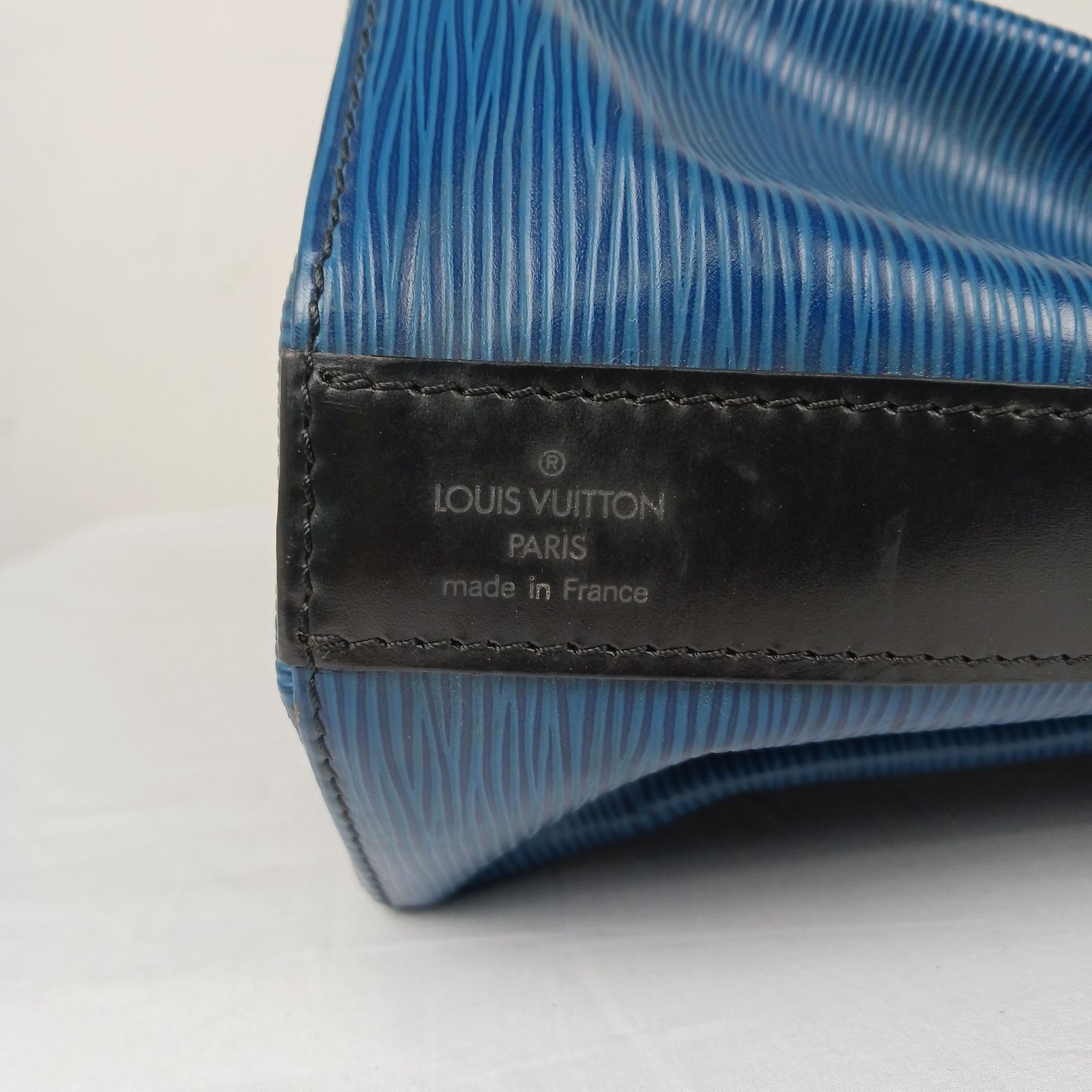 Vuitton ルイヴィトン