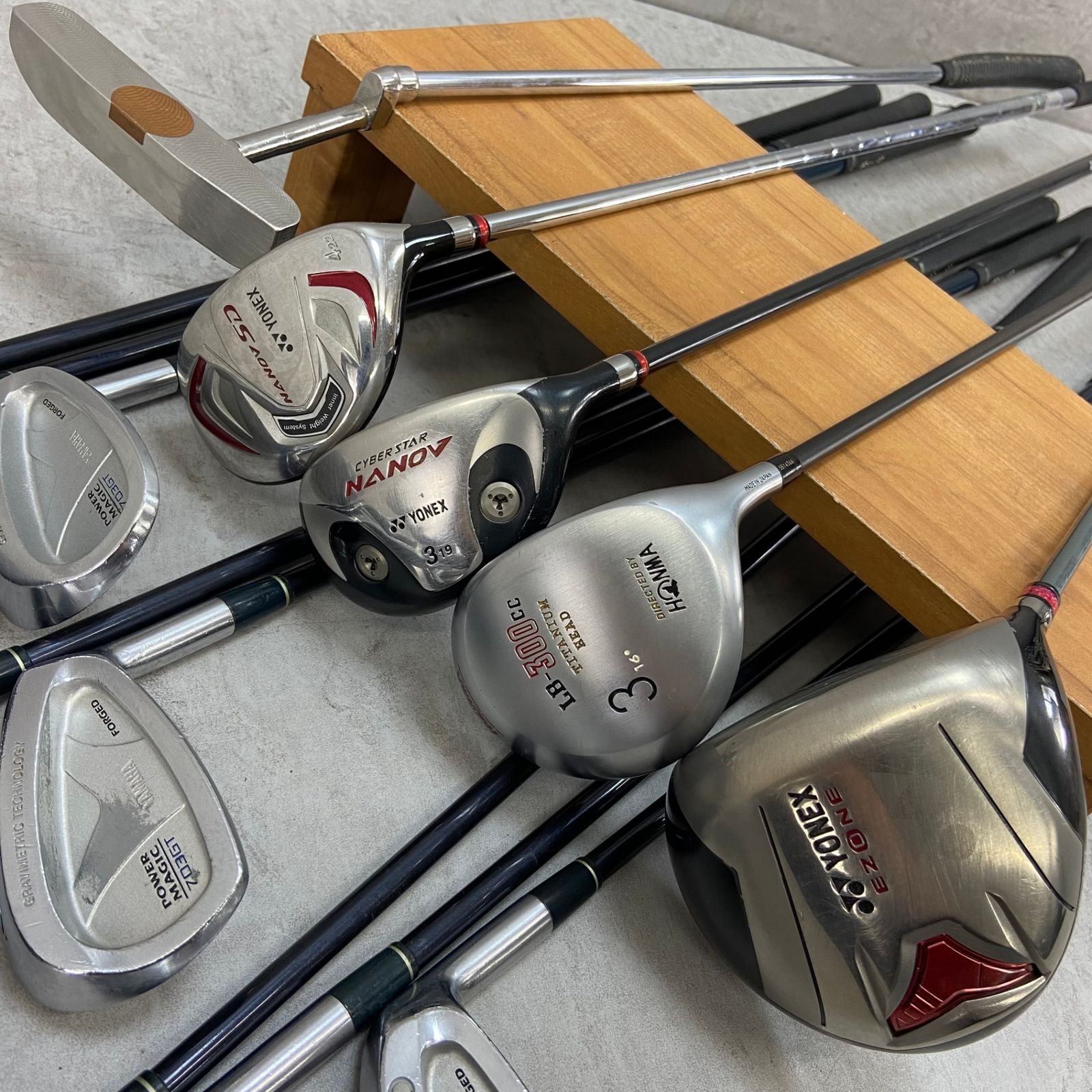 YONEX - YONEX　ヨネックス　YAMAHA　ヤマハ　メンズゴルフ13本セット　右利き用　キャディバッグ　初心者おすすめ　入門用 YONEX ヨネックス YAMAHA ヤマハ メンズゴルフ13本セット 右利き