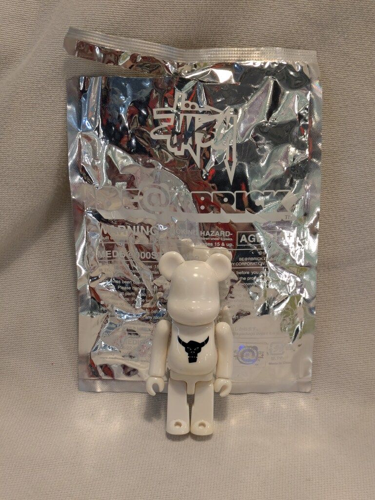 MEDICOM TOY - はっぴ ベアブリック  東京　白bearbrick 100% MEDICOMTOY BE@RBRICK 100%STUSSYSkullaconsDISTNEY(白)/BE
