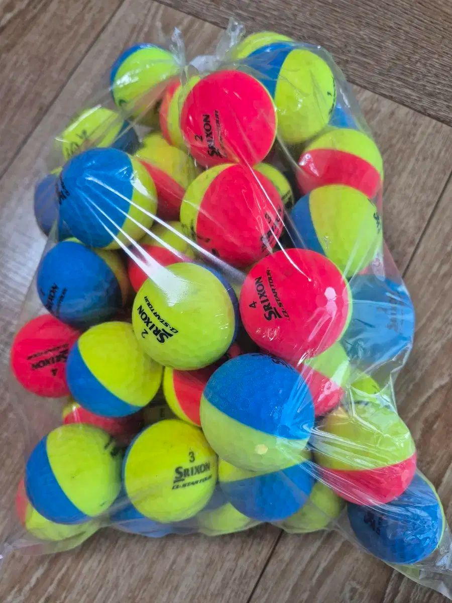 【雷市場（ポンジャン）商品韓国直送】 SRIXON(スリクソン) 反共主義者 Qstar Gスター