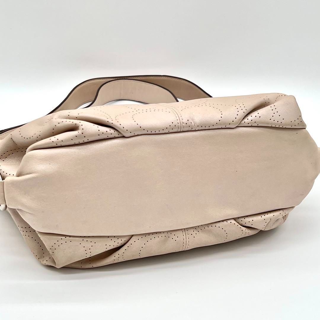 【美品】COACH シグネチャー パンチング トートバッグ 2way ベージュ 美品】COACH シグネチャー パンチング トートバッグ 2way