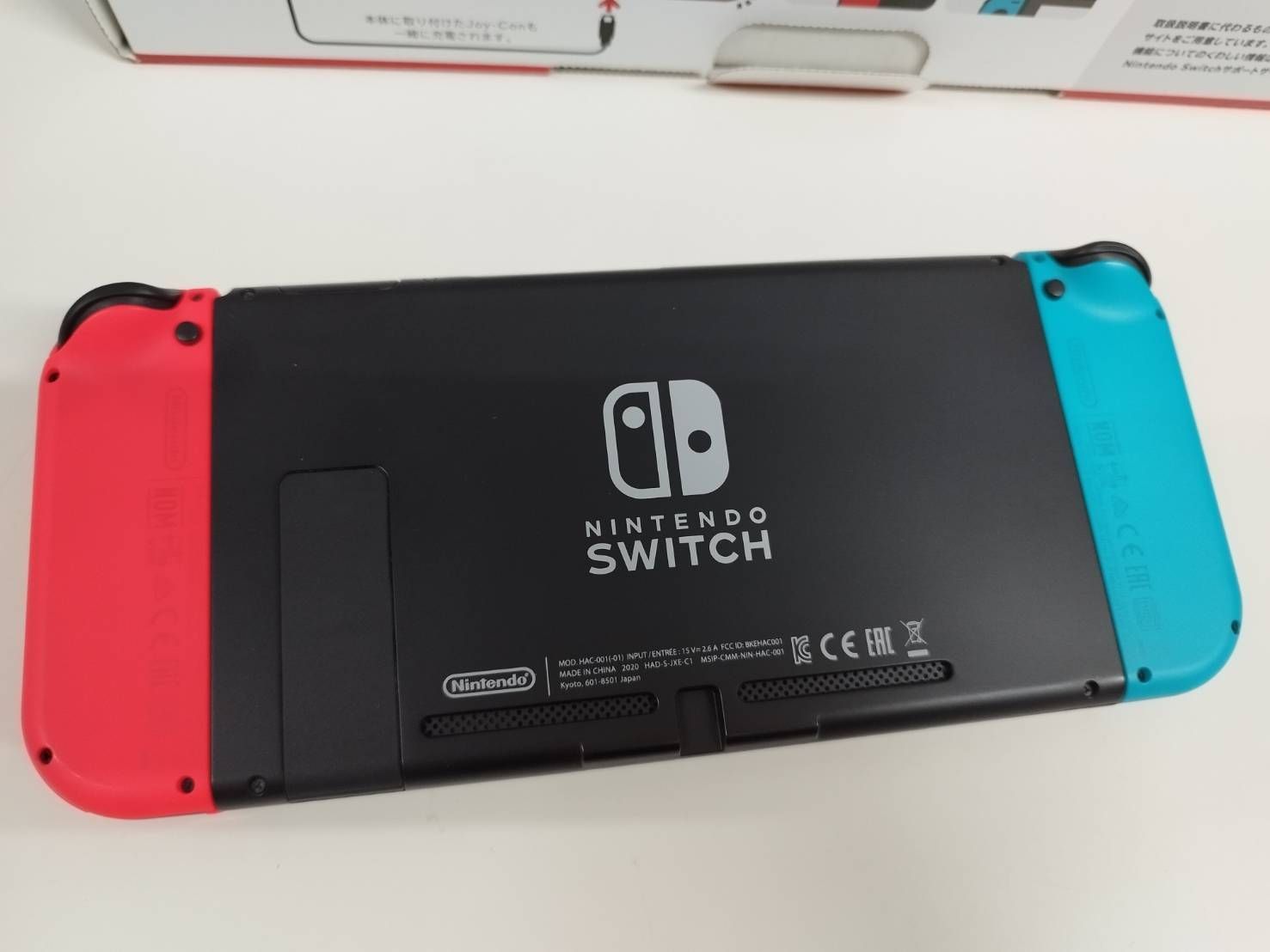 Nintendo Switch HAC-001(-01)〈2020年製〉/HAD-S-KABAA