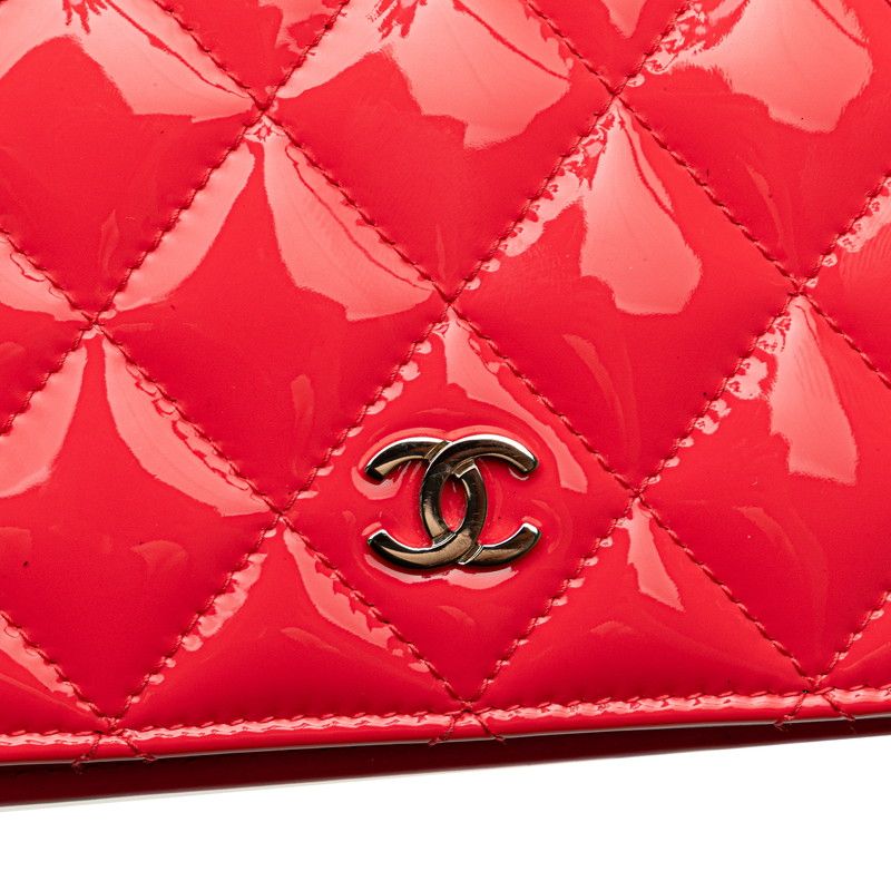 シャネル マトラッセ ココマーク チェーンウォレット ショルダーバッグ  