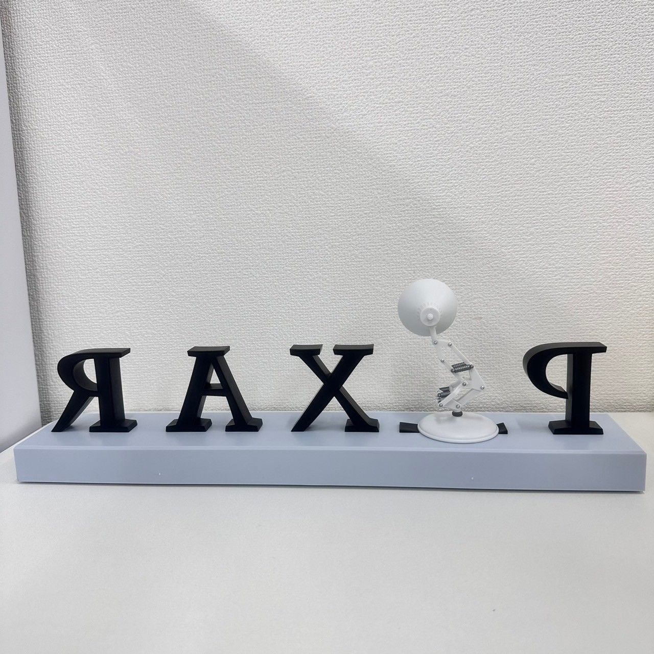 ピクサーランプ&ピクサーロゴフィギュア　LAST賞 PIXAR (ピクサー) フィギュア last賞 ピクサーランプ＆ピクサー