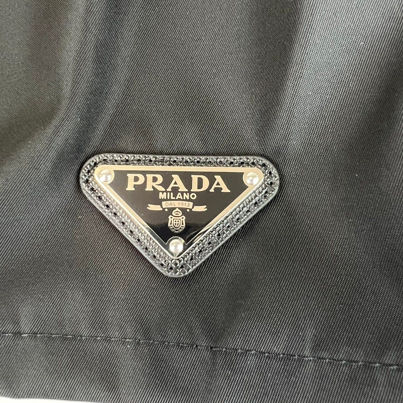 新品未使用 PRADA プラダ レーヨン ショートパンツ サイズ38 - メルカリ
