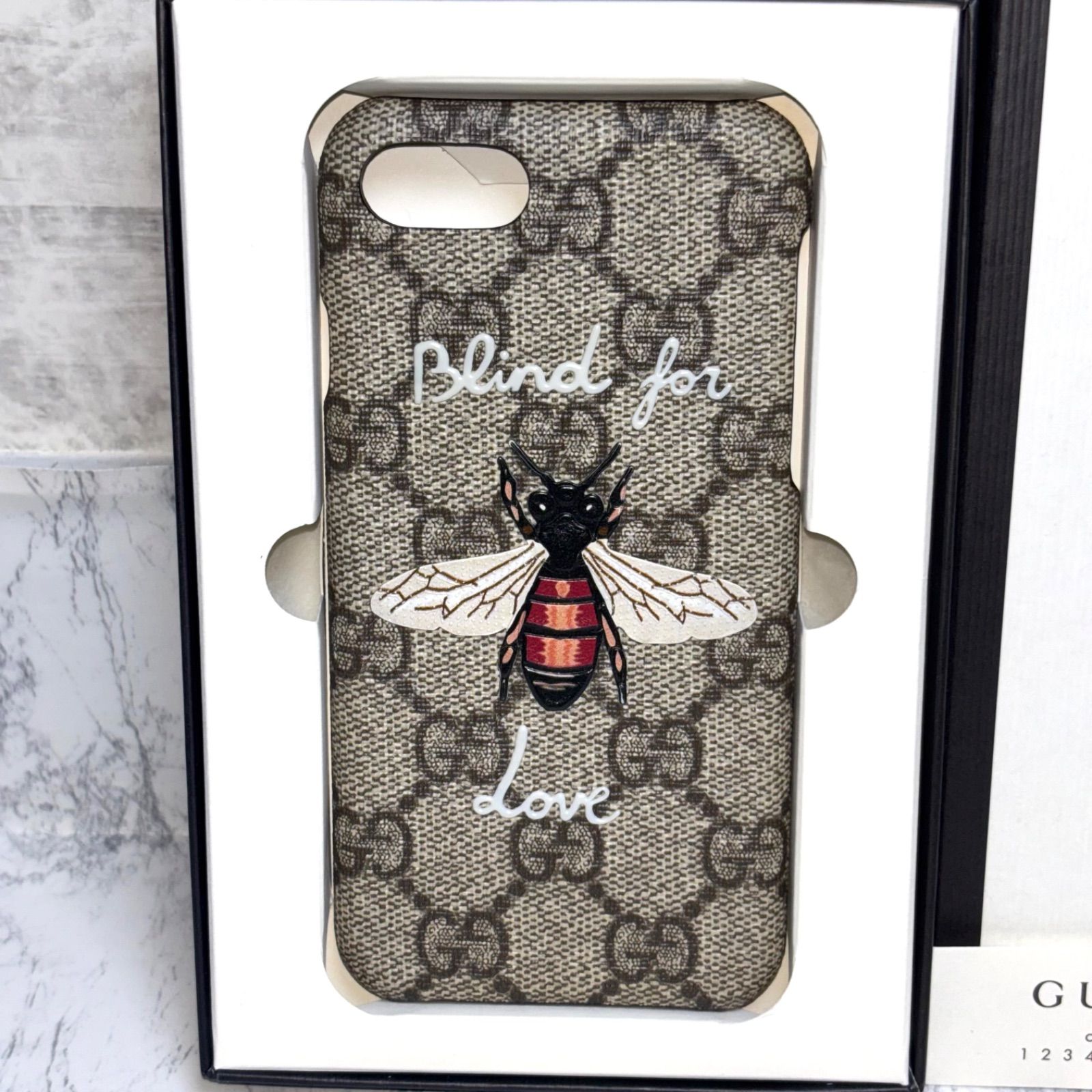 GUCCI - 【美品】GUCCI iPhone７、8ケースハチ  bee ビー GUCCI - 【美品】GUCCI iPhone7、8ケースハチ bee ビーの通販