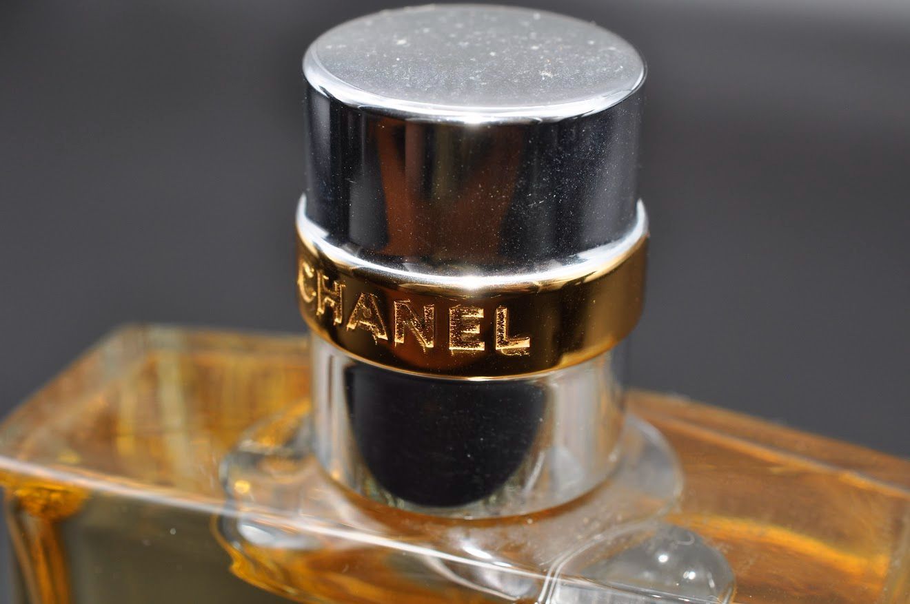 シャネル アリュール　オードトワレ 未使用 100ml Chanel シャネル ALLURE Eau de Toilette