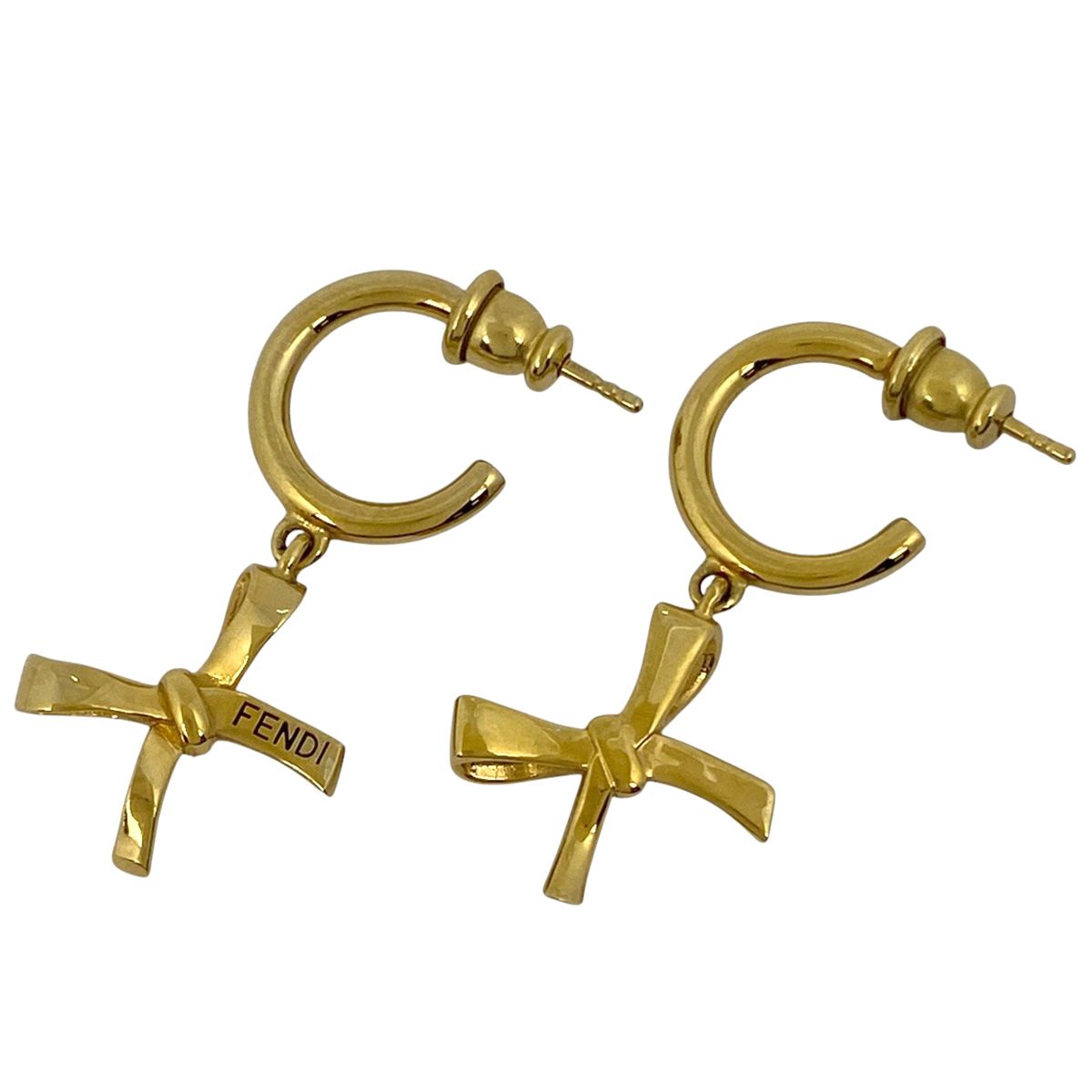 クリスマスセール★ フェンディ FENDI リボンモチーフ ピアス スイング フェンディ FENDI リボンモチーフ ピアス スイング ロゴ ピアス GP