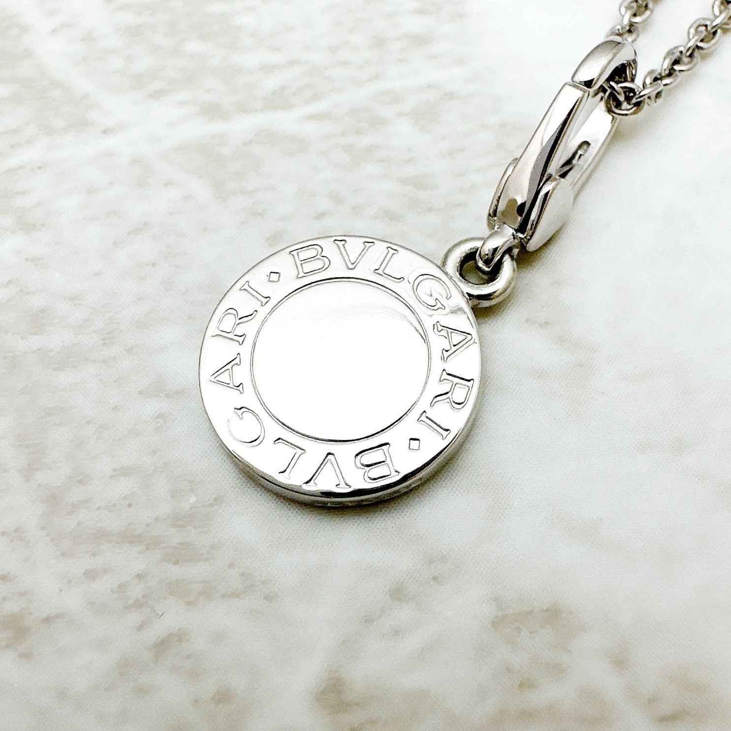 美品?BVLGARI ブルガリブルガリ オニキス ホワイトゴールド 
