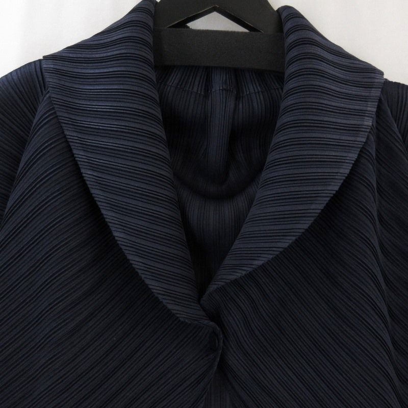 ISSEY MIYAKE