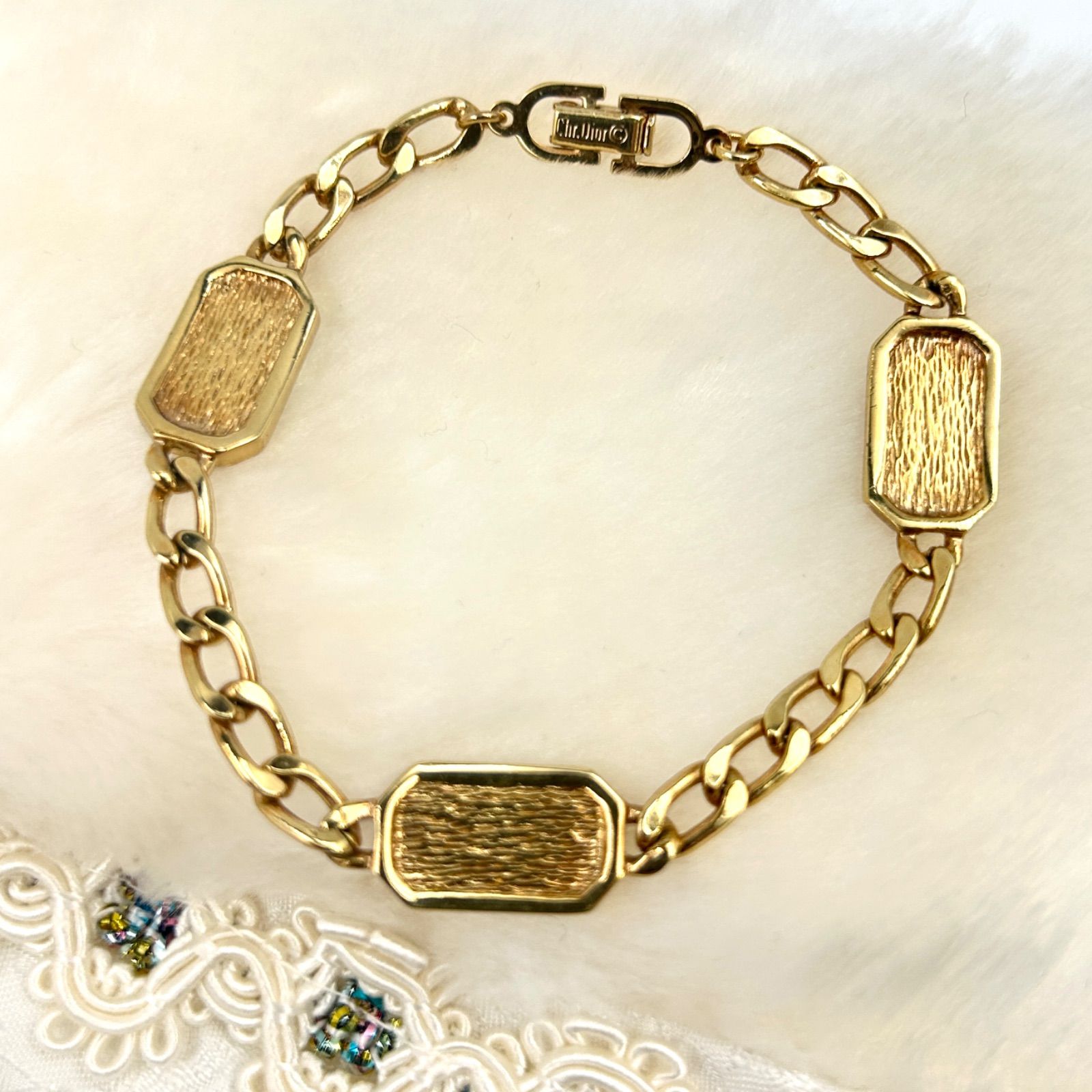 Dior クリスチャンディオール CDロゴ ストーン ゴールドカラー