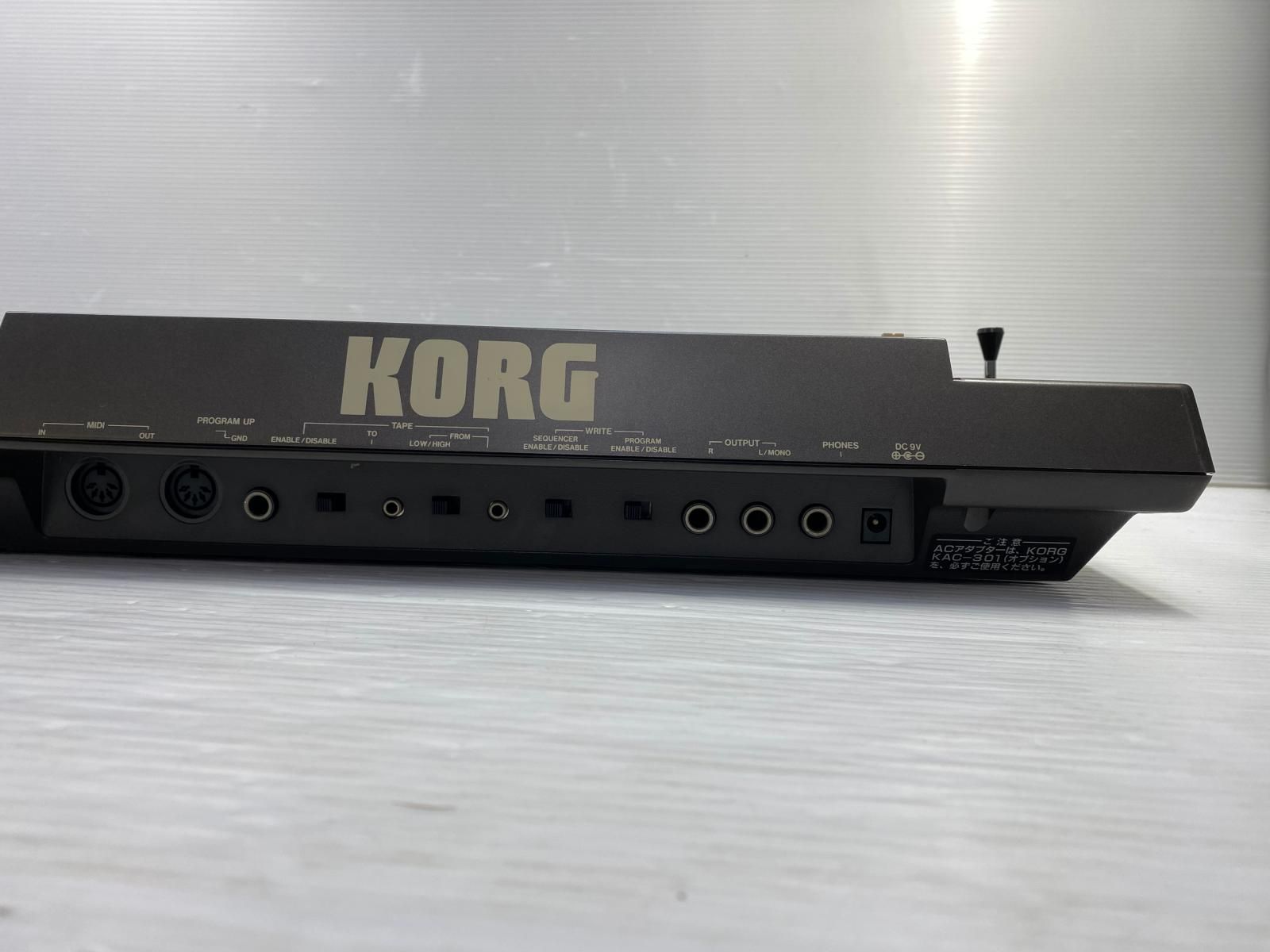 KORG POLY-800 アナログシンセサイザー 現状品 中古】KORG / POLY-800 