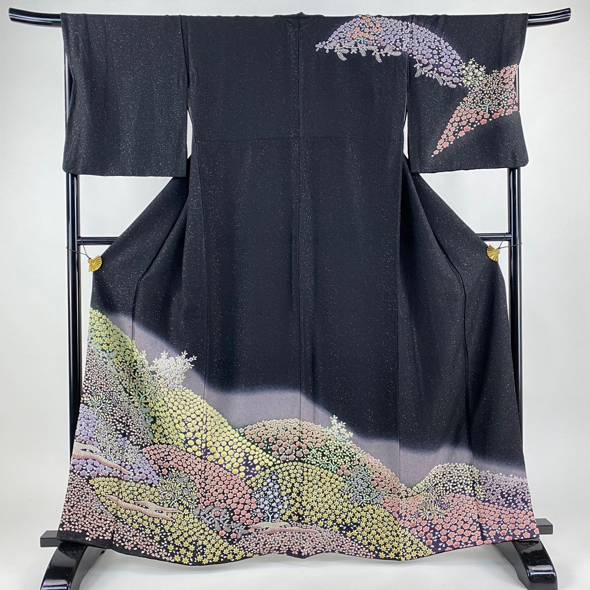 No.138正絹子供着物美品綺麗です。着丈113.5センチ裄丈50.5センチ No.138正絹子供着物美品綺麗です。着丈113.5センチ裄丈50.5センチ