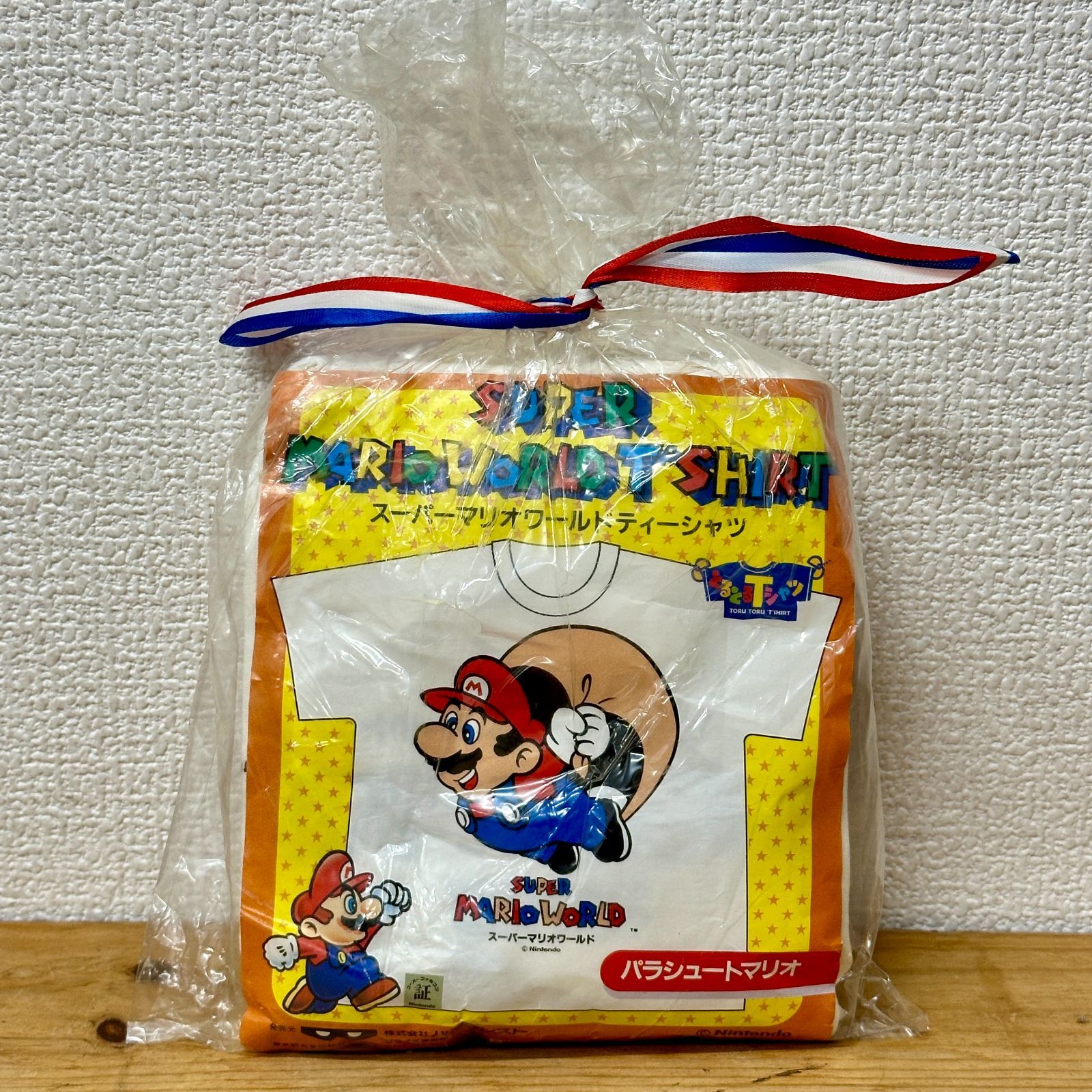 希少【非売品】新品 スーパーマリオワールド Tシャツ パラシュートマリオ 希少品】【未開封】スーパーマリオワールド Tシャツ パラシュート