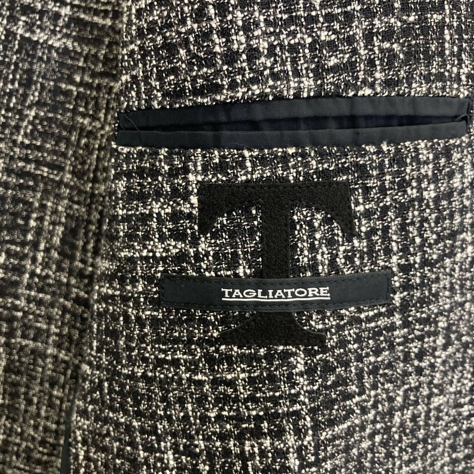 TAGLIATORE タリアトーレ 1SMC22K ﾌﾞﾗｯｸ×ﾎﾜｲﾄ ﾂｲｰﾄﾞ 2B ﾃｰﾗｰﾄﾞｼﾞｬｹｯﾄ 48