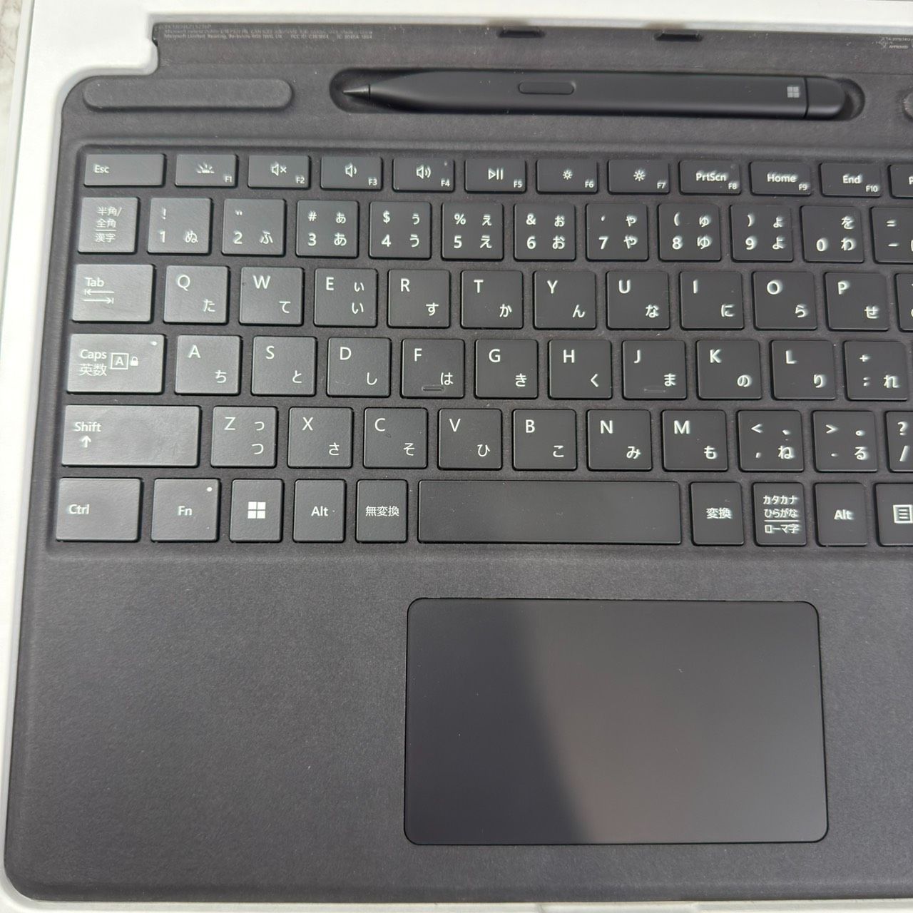 美品　Microsoft Surface Pro 8 本体 キーボードセット Amazon.co.jp: マイクロソフト Surface Pro フレックス キーボード