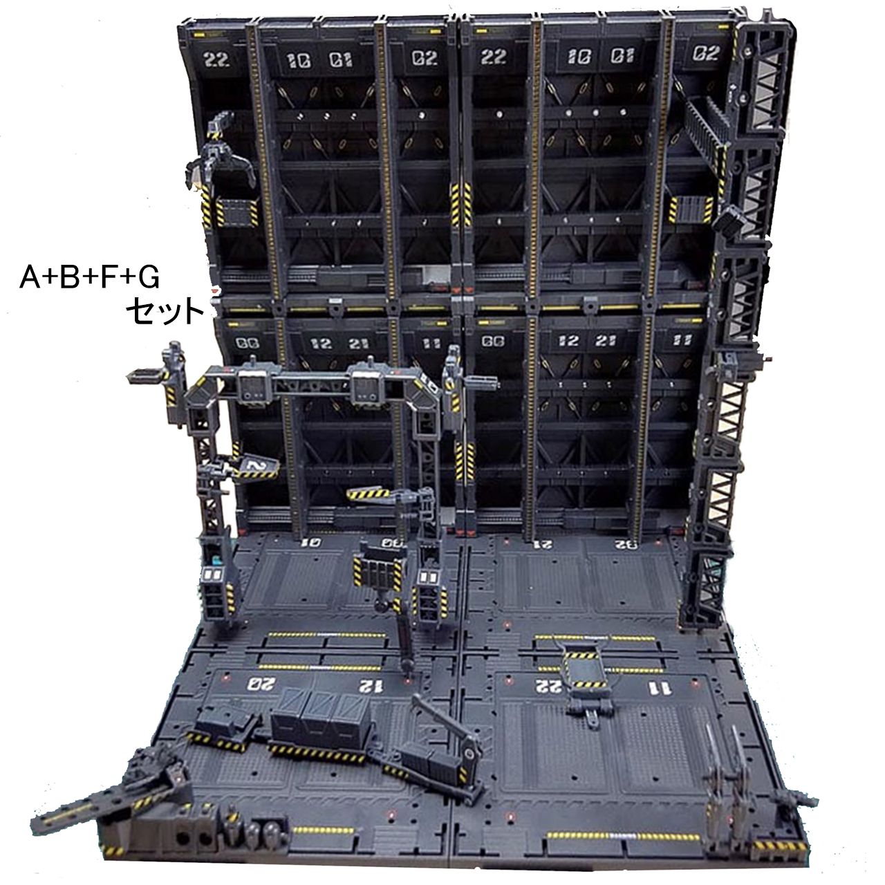 ガンプラ ジオラマ ベース (A+B+F+Gセット) 格納庫 基地 ジオラマ ベース (A+B+F+Gセット) 格納庫 基地 - メルカリ