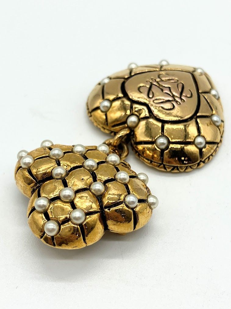 ITU07Q3ZX35W】LOEWE ロエベ ヴィンテージ アナグラム パール ハート