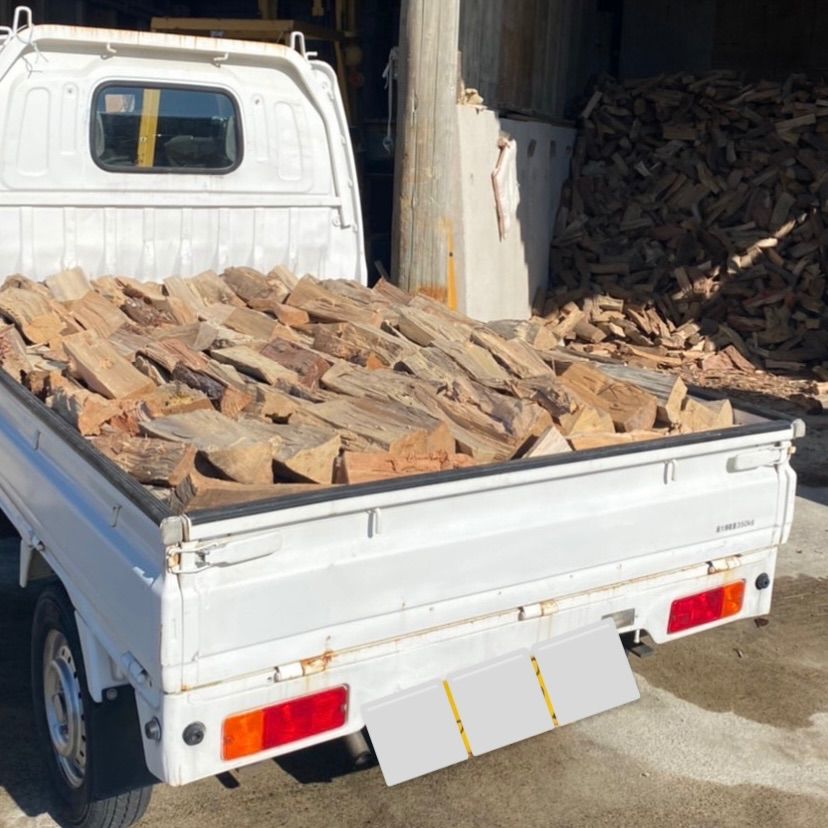 乾燥薪350kg、2年広葉樹、薪ストーブ、キャンプ、三重県軽トラック 一 